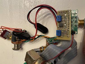 Mike Pope 2 band pre amp (18v)