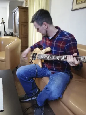 SpectorHang_iMovie-9.jpg SpectorHang_iMovie-9.jpg