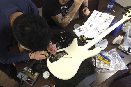 SpectorHang_iMovie-2.jpg SpectorHang_iMovie-2.jpg