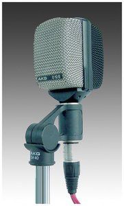 SUCHE AKG D12E