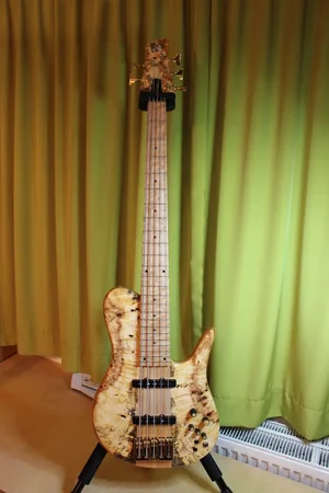 Fodera Imperial Elite 5 .webp