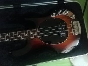 Musicman Stingray 3-Band EQ - Reserviert