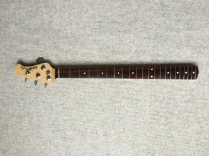 Stingray IV Hals
