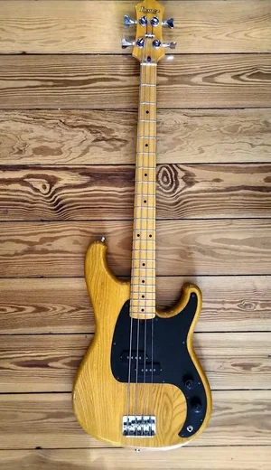 ibanez roadstar 2 2X2.webp