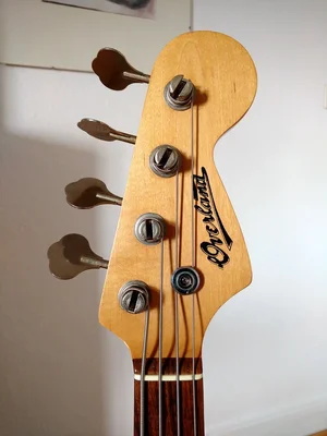 headstock_front.webp