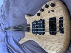 Warwick Corvette $$ (Masterbuild) 2011