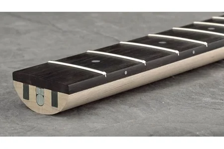 kiesel-neck.webp kiesel-neck.webp