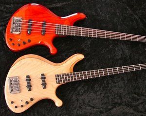 Ibanez.jpg Ibanez.jpg
