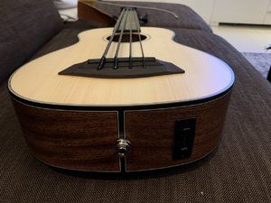 Kala Ukulele Bass