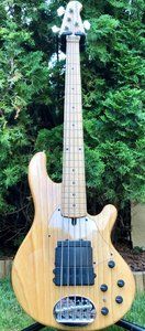 Lakland 55-02 ash-maple w bartolini