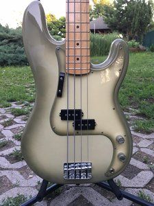 Fender FSR Antigua Special Edition Precision