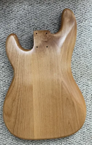 Erle Body hinten.webp