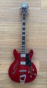 Hagstrom Viking Bass 1.jpeg Hagstrom Viking Bass 1.jpeg