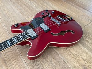 Hagstrom Viking Bass 5.jpeg Hagstrom Viking Bass 5.jpeg