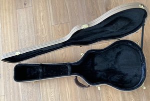 Hagstrom Viking Bass 12.jpeg Hagstrom Viking Bass 12.jpeg