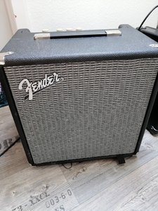 Fender Rumble 25