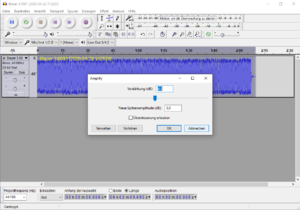 02-Ermittlung der Peak-Amplitude über Verstärken-Popup, hier -4,3 dB. Danach Abbrechen klicken.png