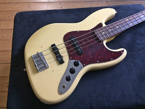 Fender Jazz Bass 60s Deluxe