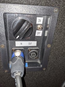 PXL_20201025_142057383.jpg PXL_20201025_142057383.jpg