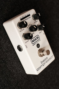 20201021-E-Bass_Pedale-amp-11MXR M87.jpg