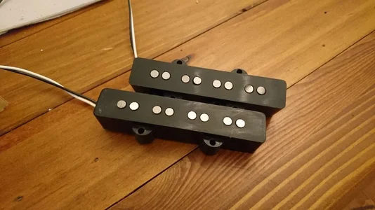 Jazz Bass Pickups LeoSound aged Custom made 15 % overwound