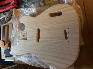 20201127_Body naggisch_front.jpg 20201127_Body naggisch_front.jpg