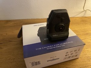 ZOOM Q2n – Handy Video Recorder (absolut neuwertig, OVP, nie genutzt)