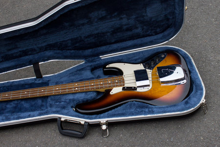 Fender 80s Longhorn-Jazzbass – defekt