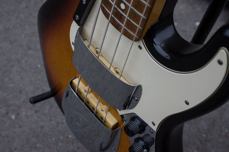 Fender_06.jpg