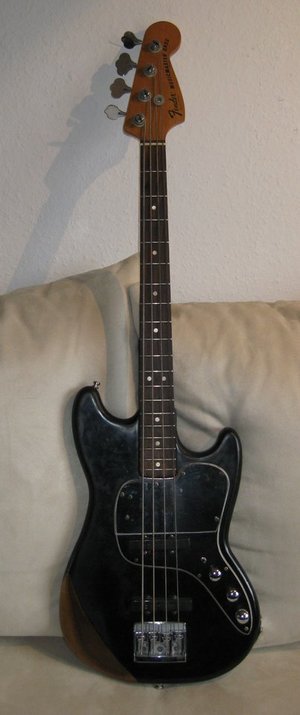 Fender Musicmaster shortscale.JPG