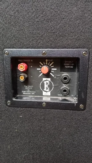 Eden410XLT Macke Hinten Detail.webp