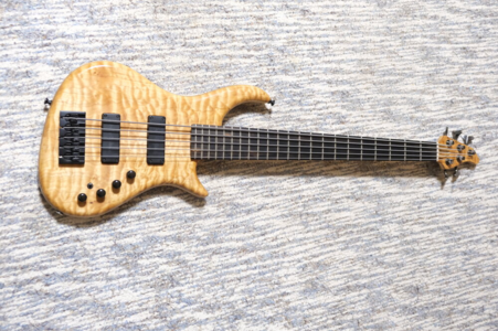 Pedulla nuance 5 quilted maple