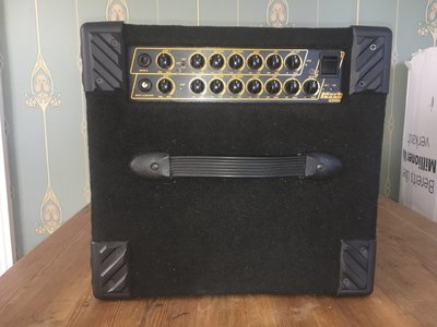 Markbass Mini CMD 121p - 7.jpg Markbass Mini CMD 121p - 7.jpg