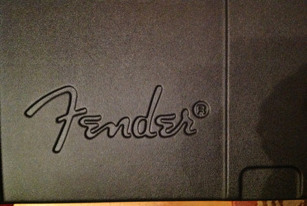 FENDER FLIGHTCASE für Bässe