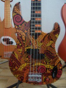 schepper hippie bass.jpg