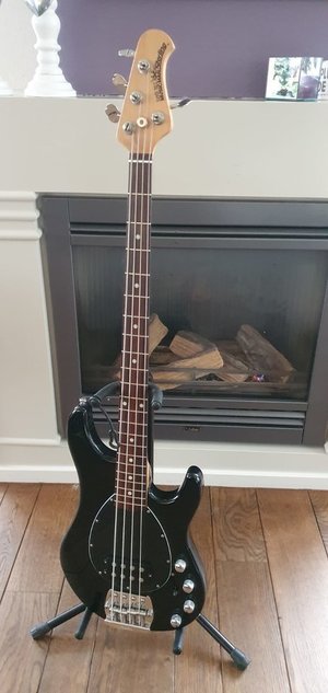Musicman Sterling 1996 e-Bass (kein Sterling by Musicman)