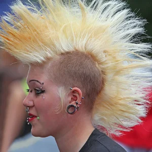 Person_with_mohawk_Stockholm_Pride_Festival_2009.webp