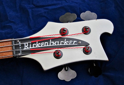 [Suche] Rickenbacker 4003
