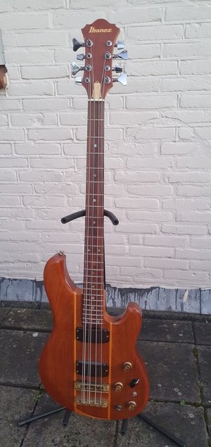 Ibanez Studio ST980 (8-string) with original case