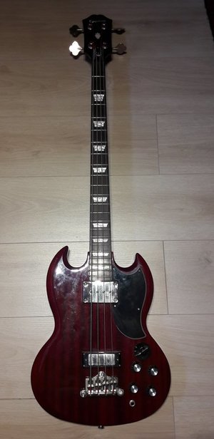 Epiphone EB-3 CH