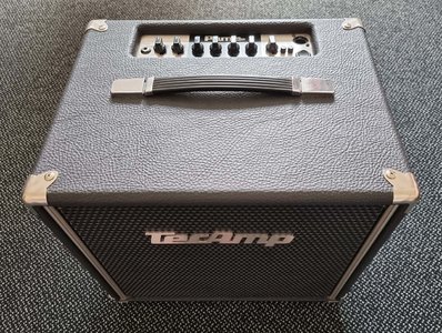 Tecamp Puma 350 Combo-Bass-Verstärker