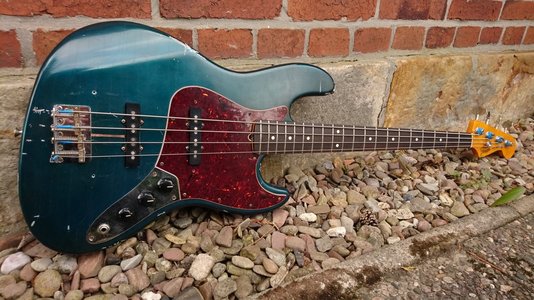 Jazz Bass Fender Laquer 60s Hals Mojo Guitars Relic Body 4,2KG