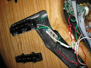 Fender american deluxe skandal ko.GIF Fender american deluxe skandal ko.GIF