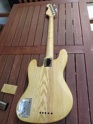 5 string DIY ash 6.jpg