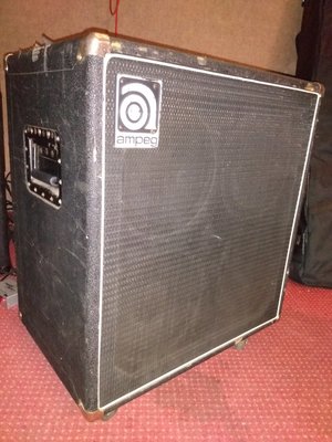 Ampeg SVT 410 HE (10).jpg