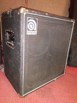 Ampeg SVT 410 HE (10).jpg