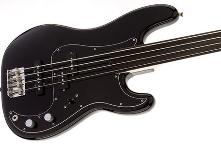 Suche: Fender Precision fretless Tony Franklin