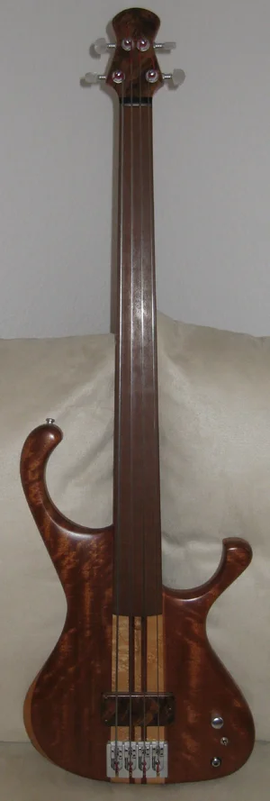 Bassculture fretless.webp