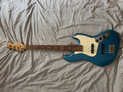 Knut Reiter JV4 Jazz Bass