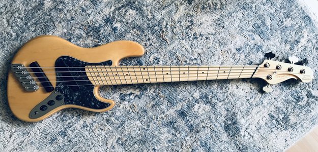 VERKAUFT! Dingwall Super J 5